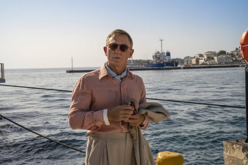 Rian Johnson bejelentette a Tőrbe ejtve 3. filmcímét 11 Tőrbe ejtve: Az üveghagyma