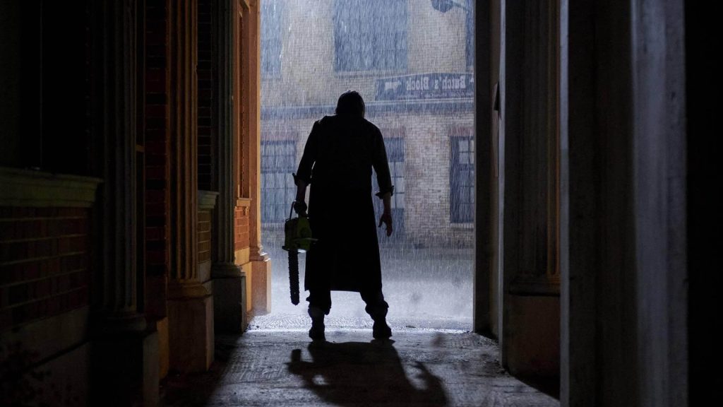Az A24 megszerezte a jogokat, új film és sorozat készül A texasi láncfűrészes mészárlás alapján - Glen Powell is nevét adja 14 A texasi láncfűrészes mészárlás