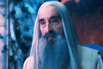 Christopher Lee visszatér Szarumánként A Gyűrűk Ura - A rohírok háborújában 23 Saruman The Lord of the Rings