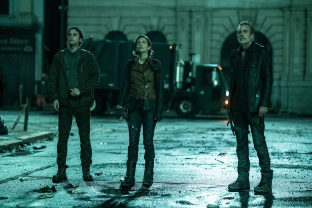 A The Walking Dead: Dead City teaser előzeteséből kiderült, hogy Maggie és Negan miért lettek szövetségesek 16 The Walking Dead: Dead City
