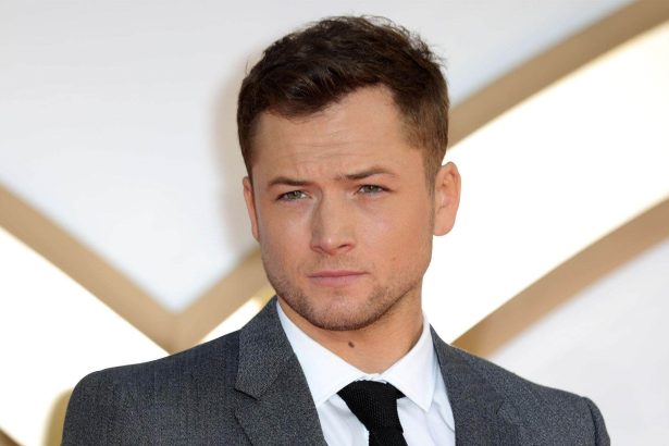 Taron Egerton reagált azokra a pletykákra, hogy ő lesz a következő James Bond 24 Taron Egerton