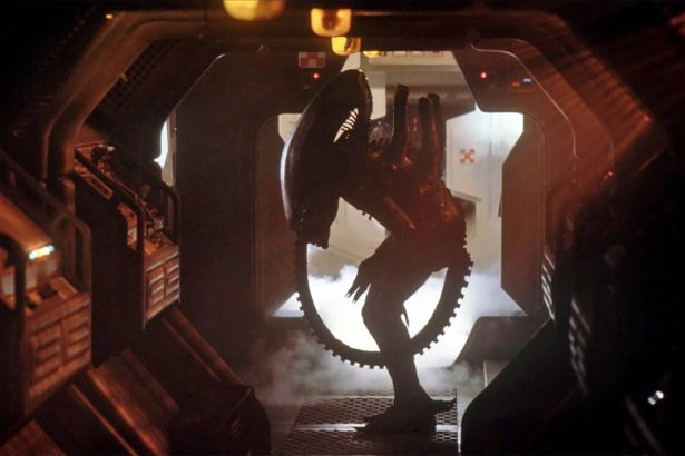 Az Alien: Romulus rendezője megmutatta kedvenc játékszerét: akcióban egy arctámadóval 14 Alien