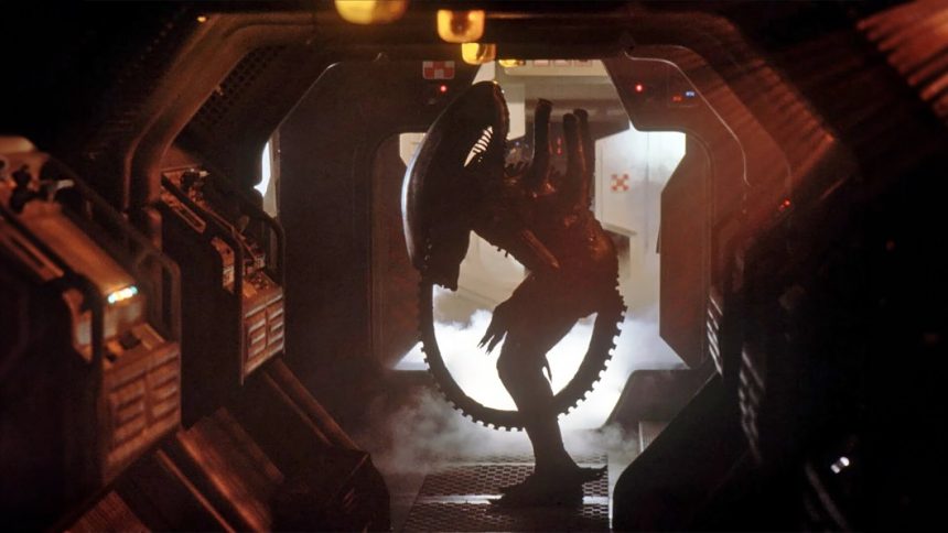 Az Alien: Romulus rendezője megmutatta kedvenc játékszerét: akcióban egy arctámadóval 11 Alien