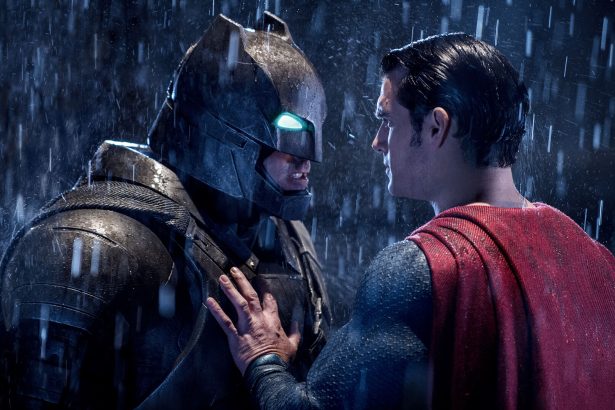 Zack Snyder keményen beszólt a rajongóit kritizálóknak a Batman v Superman évfordulóján 12 Batman Superman ellen: Az igazság hajnala