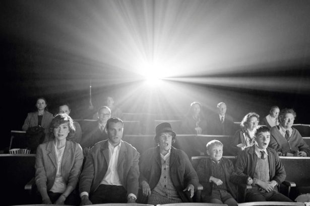 NYEREMÉNYJÁTÉK: Páros belépőket nyerhettek most az Oscar-díjra is jelölt Belfast premier előtti vetítésére 26 Belfast