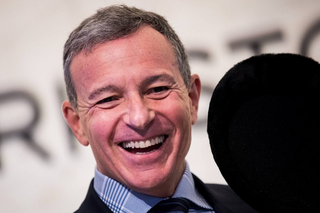 Korszakváltás az egérnél: Előrébb hozhatják a Disney vezérváltását, ki lehet Bob Iger utódja? 14 Bob Iger