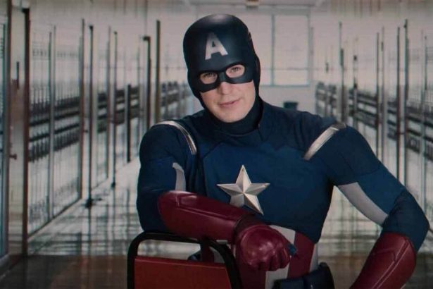 Kevin Feige reagált a hírre, hogy Chris Evans visszatér Amerika Kapitány szerepében 20 Amerika Kapitány