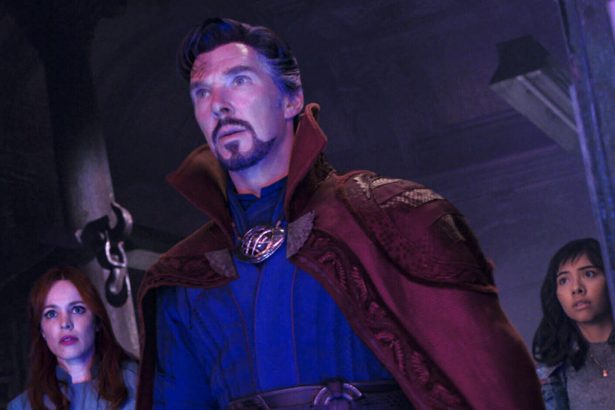 Skarlát Boszorkány, Gargantos és America Chavez a Doctor Strange az őrület multiverzumában legújabb promóciós képein 14 Doctor Strange az őrület multiverzumában