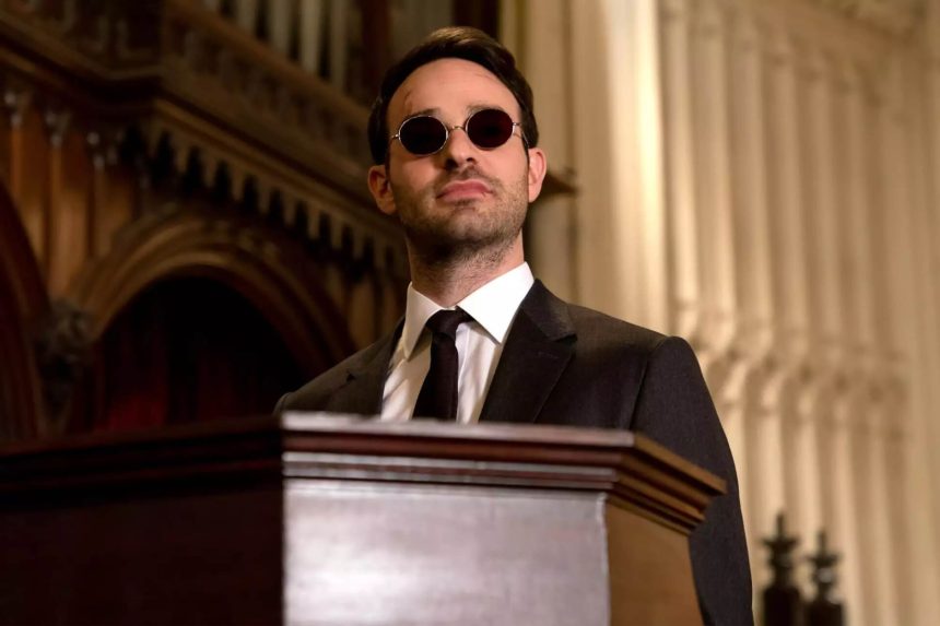 Daredevil új sorozatán dolgozik Matt Corman és Chris Ord írókkal a Disney+ 11 Daredevil