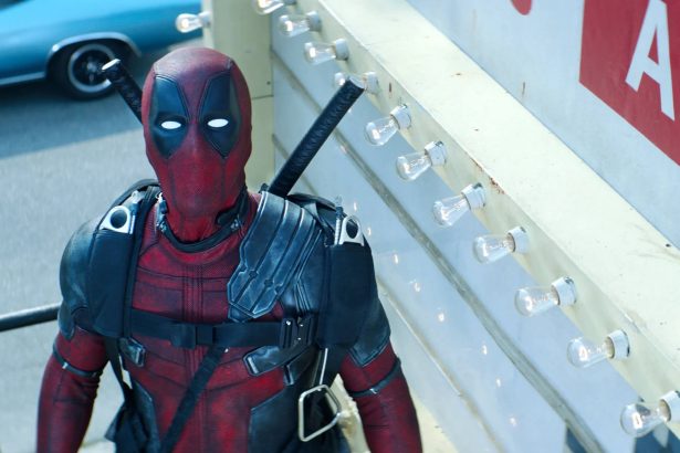 Képek Ryan Reynolds kissé megújult jelmezéről a Deadpool 3. forgatásáról 24 Deadpool 2.