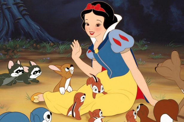 A Hófehérke árucikkei leplezték le, milyen lesz Rachel Zegler Disney hercegnője és Gal Gadot gonosz királynője 24 Hófehérke