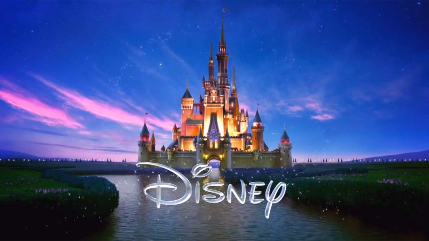 Robbantott Az ördög Pradát visel 2 előzetese, perbe fogták Szellempofát, veszélyben a franchise? Alan Ritchson űrlények ellen – #6 heti filmes hírösszefoglalónk 25 Robbantott Az ördög Pradát visel 2 előzetese, perbe fogták Szellempofát, veszélyben a franchise? Alan Ritchson űrlények ellen – #6 heti filmes hírösszefoglalónk