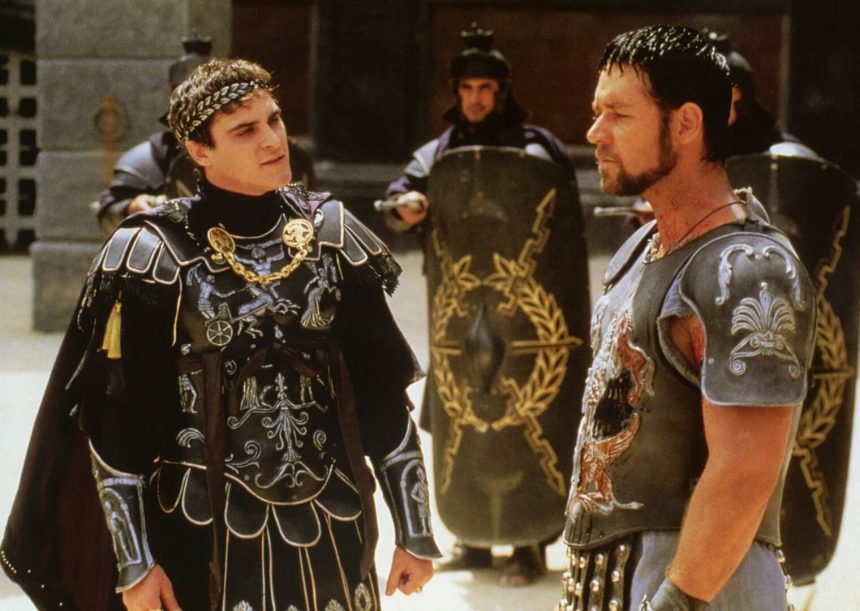 Joaquin Phoenix majdnem otthagyta a Gladiátor forgatását, amiért Russell Crowe amatőrnek nevezte 11 Gladiátor