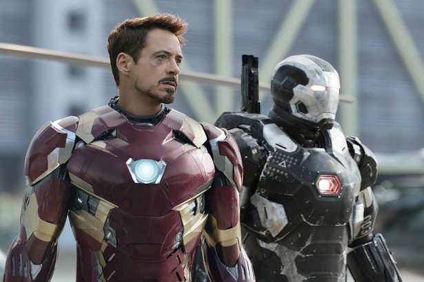 Bob Chapek állítása szerint az Armor Wars című Disney+ sorozat csillapítani fogja a rajongók Vasember utáni éhségét 18 Vasember Hadigép