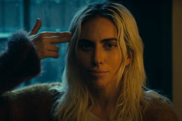 Todd Phillips elárulta, hány év telt el az első és a Joker: Kétszemélyes téboly eseményei között 24 Joker: Kétszemélyes téboly