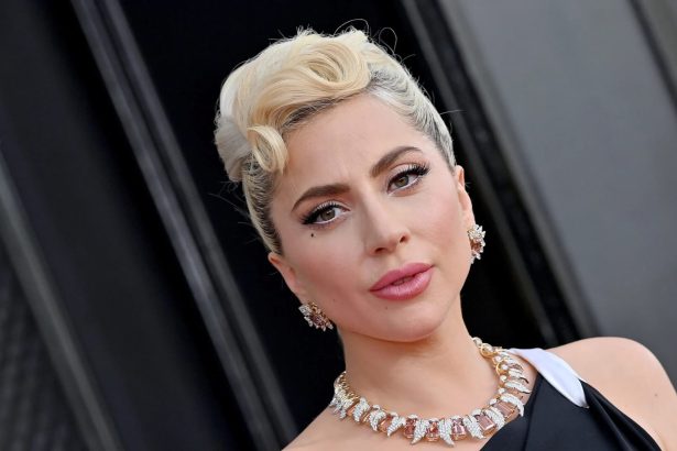 Bemutatták az első hivatalos képet Lady Gaga Harley Quinnjéről a Joker 2. részéből 20 Lady Gaga