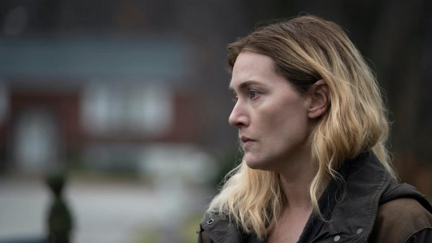 Az HBO vezetői arra utasították az alkalmazottakat, hogy kamuprofilokkal támadják a filmeket és sorozatokat lehúzó kritikusokat 11 Mare of Easttown