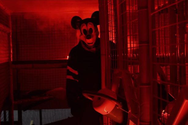 Megérkezett a Mickey egeres horrorfilm trailere, ahogy a karakter köztulajdonná vált 20 Mickey's Mouse Trap