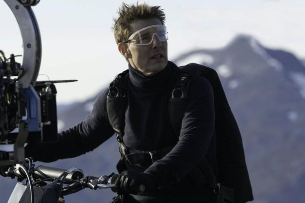 Tom Cruise legveszélyesebb mutatványától mindenki lélegzete elállt a CinemaCon utolsó napján 16 Mission: Impossible 7.