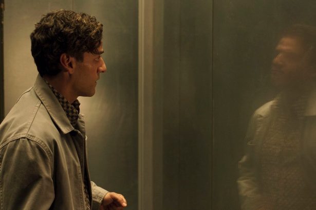 Oscar Isaac állítása szerint a Vasember óta nem volt olyan karaktertanulmány, mint a Holdlovag esetében 26 Moon Knight