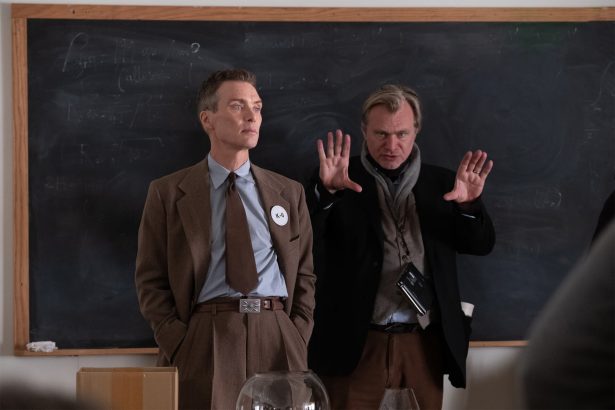 Christopher Nolan okkal hívott igazi tudósokat statisztáknak az Oppenheimer forgatására 22 Oppenheimer