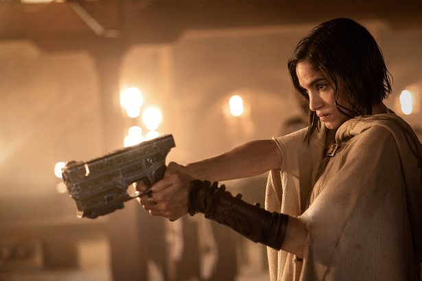 Zack Snyder szerint a Rebel moon - 2. rész: A sebejtő "100%-ban háborús film" és egy "érzelmi hullámvasút" 18 Rebel Moon