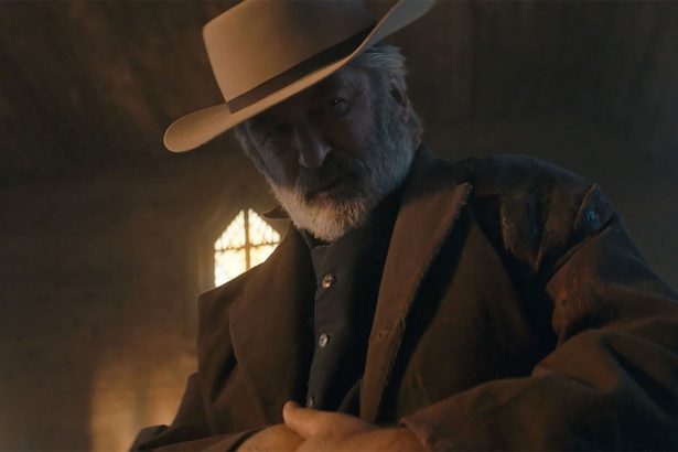 Megérkezett Alec Baldwin botrányos filmjének, a Rust-nak az első előzetese 12 Rust
