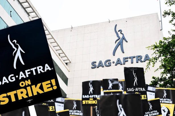 A SAG-AFTRA felhívására, mától sztrájkolnak a videójáték-iparban dolgozó színészek 24 SAG-AFTRA