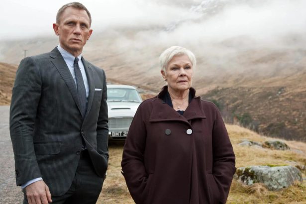 A 007 - Skyfall írója elárulta, hogy eredetileg egy másik filmben ölték volna meg Judi Dench karakterét, M-et 12 007 - Skyfall