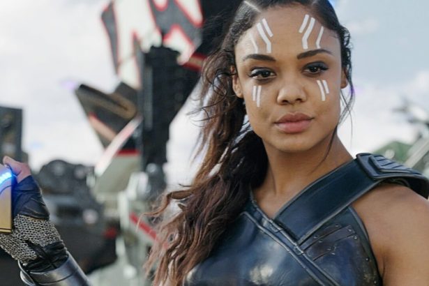 Tessa Thompson szerint Valkűr szerelmi románcával is foglalkozik majd a Thor: Szerelem és mennydörgés 14 Thor: Ragnarök