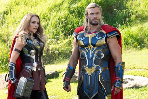 A Marvel arra készül, hogy Thor átadja a stafétát Janes Fosternek a folytatásban? 14 Thor: Szerelem és mennydörgés