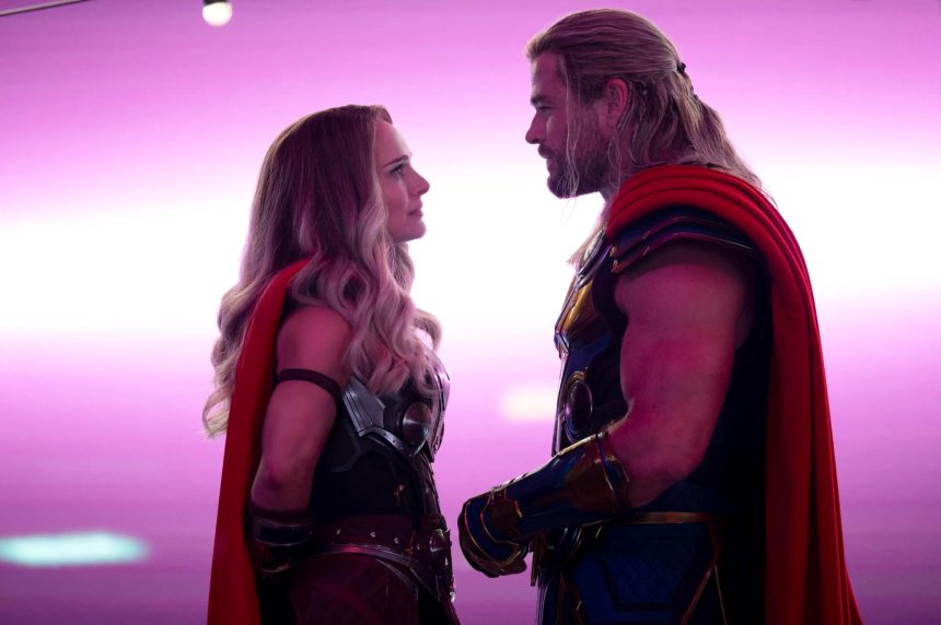 Taika Waititi üzent azoknak, akik a Thor: Szerelem és mennydörgés miatt kritizálták 11 Thor: Szerelem és mennydörgés