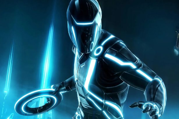Jared Leto főszereplésével tényleg megcsinálják a Tron 3. részét és már a rendezőt is megtalálták 12 Tron