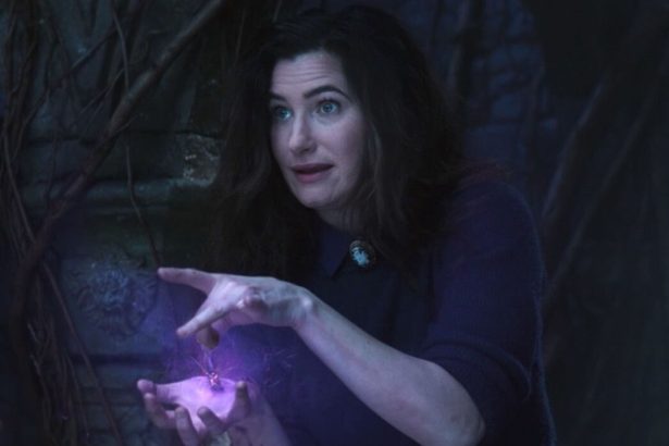 A WandaVision spinoff-sorozatán dolgozik a Disney+, főszerepben Kathryn Hahn karakterével 12 WandaVízió