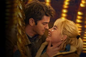 Florence Pugh és Andrew Garfield közös filmje, A szerelem ideje magyar szinkronos előzetest kapott 26 A szerelem ideje