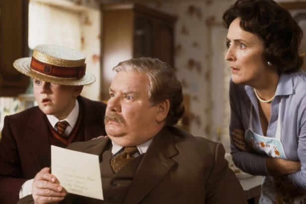 Megvan Harry Potter új Petunia nénije és Vernon bácsija: két ismert színész csatlakozott a sorozathoz 12 Harry Potter