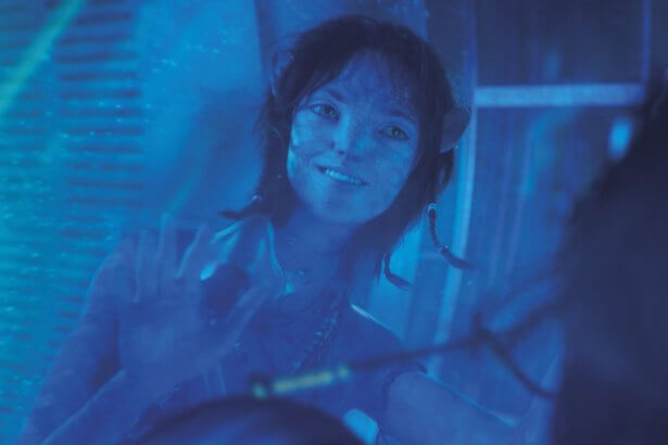 Sigourney Weaver elárulta, miért álommeló James Cameronnal forgatni: „Mindent megtesz, hogy szabadon kísérletezhess” 20 Avatar: Tűz és hamu