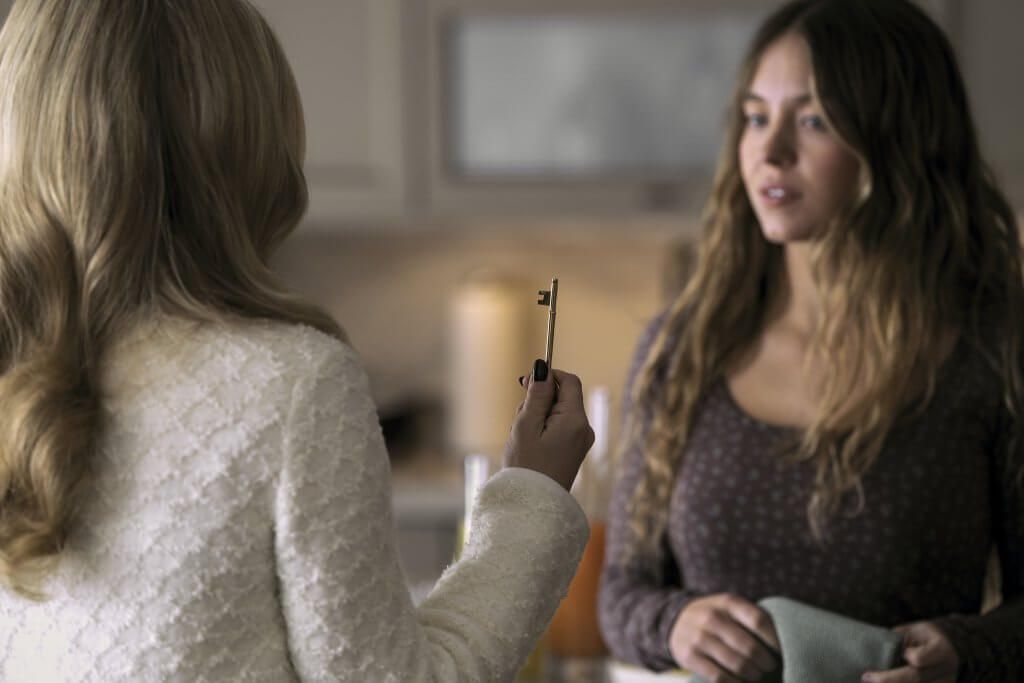Végre kiderült, mikor indul A bosszú otthona című thriller, a The Housemaid - A téboly otthona második részének forgatása 14 The Housemaid - A téboly otthona