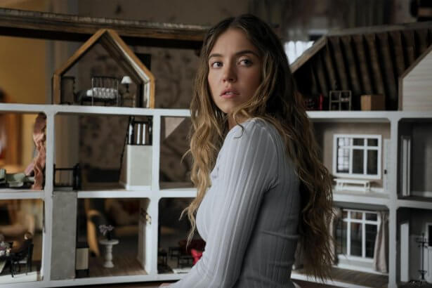 Végre kiderült, mikor indul A bosszú otthona című thriller, a The Housemaid - A téboly otthona második részének forgatása 12 The Housemaid - A téboly otthona