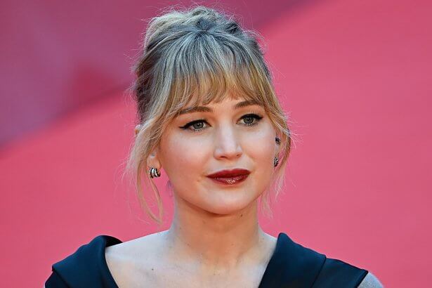 Jennifer Lawrence: „Nem tudom, van-e értelme politizálnom – csak olajat öntök a tűzre, ami szétszakítja az országot” 28 Jennifer Lawrence