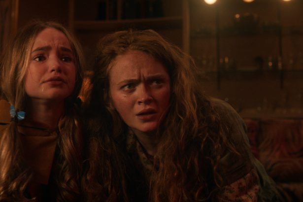 Könnyek közt búcsúzik Hawkins: Shawn Levy szerint valódi mestermű lett a Stranger Things fináléja 16 Stranger Things