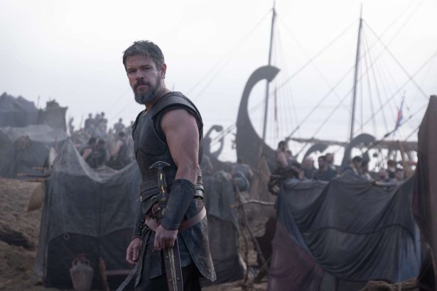 Látványos fotók érkeztek Christopher Nolan Odüsszeiájából – de van egy rossz hírünk Tom Holland és Anne Hathaway rajongóinak 26 The Odyssey