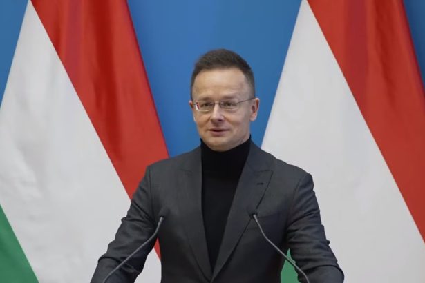 Ez lesz a magyar GTA vagy Witcher? Szijjártó Péter bejelentette az első magyar AAA videójátékot másfél milliárd forintos állami támogatással 14 Szijjártó Péter