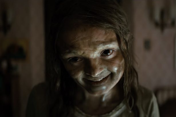 Lee Cronin elmagyarázza A múmia meglepő, csavaros befejezését 12 Lee Cronin's The Mummy