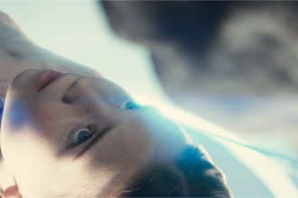 Miről szól a rejtélyes zárlat? Így végződik Steven Spielberg új sci-fije, A leleplezés napja 29 Disclosure Day