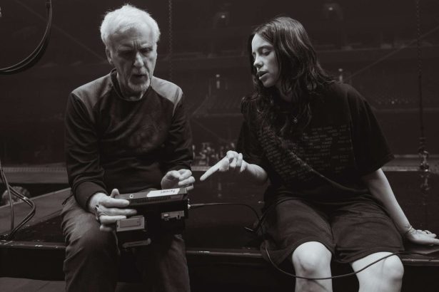 James Cameron ígérete: A Billie Eilish-doku nem egy „egyszerű streaming-film” 16 Billie Eilish: Hit Me Hard and Soft - The Tour Live in 3D