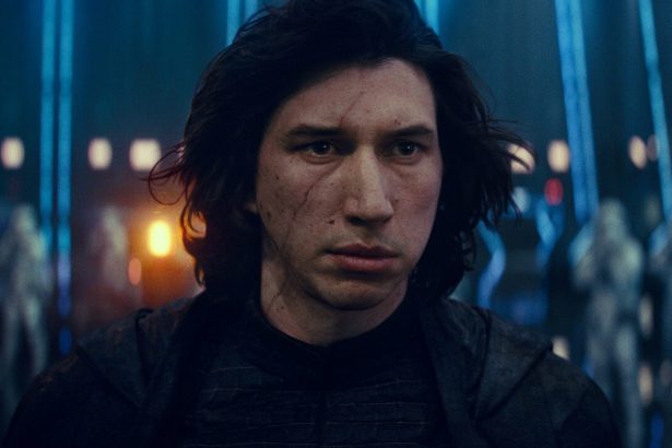 Kylo Ren marad halott? Steven Soderbergh szerint nem valószínű, hogy elkészül a The Hunt for Ben Solo 12 Kylo Ren