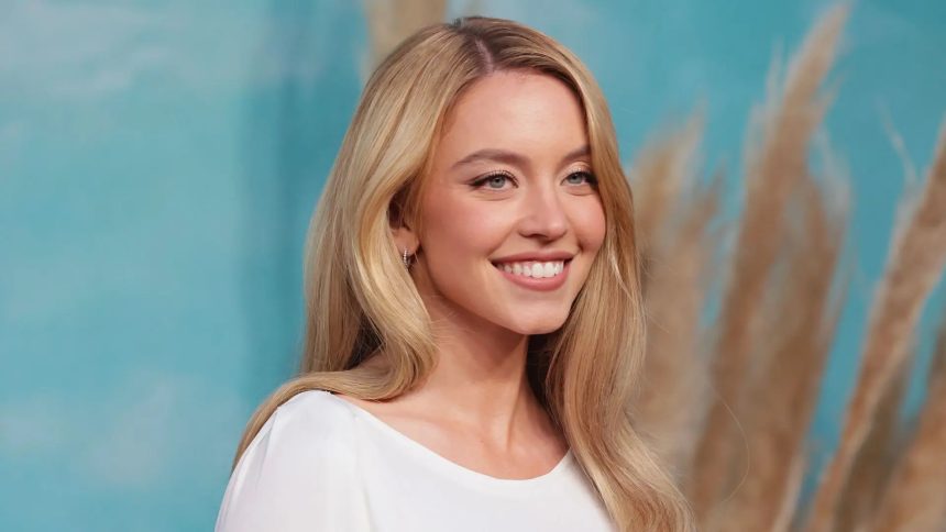 Sydney Sweeney jeleneteit kivágták Az ördög Pradát visel 2. részéből 11 Euphoria