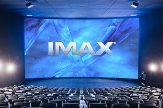 Fontolgatják az IMAX eladását, valósággal kilőttek a részvények 25 IMAX