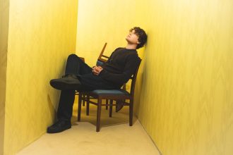 A Backrooms rendezője, Kane Parsons a Valve-nál járt: Óriásit nőttek az esélyei egy Portal-filmnek 19 Backrooms